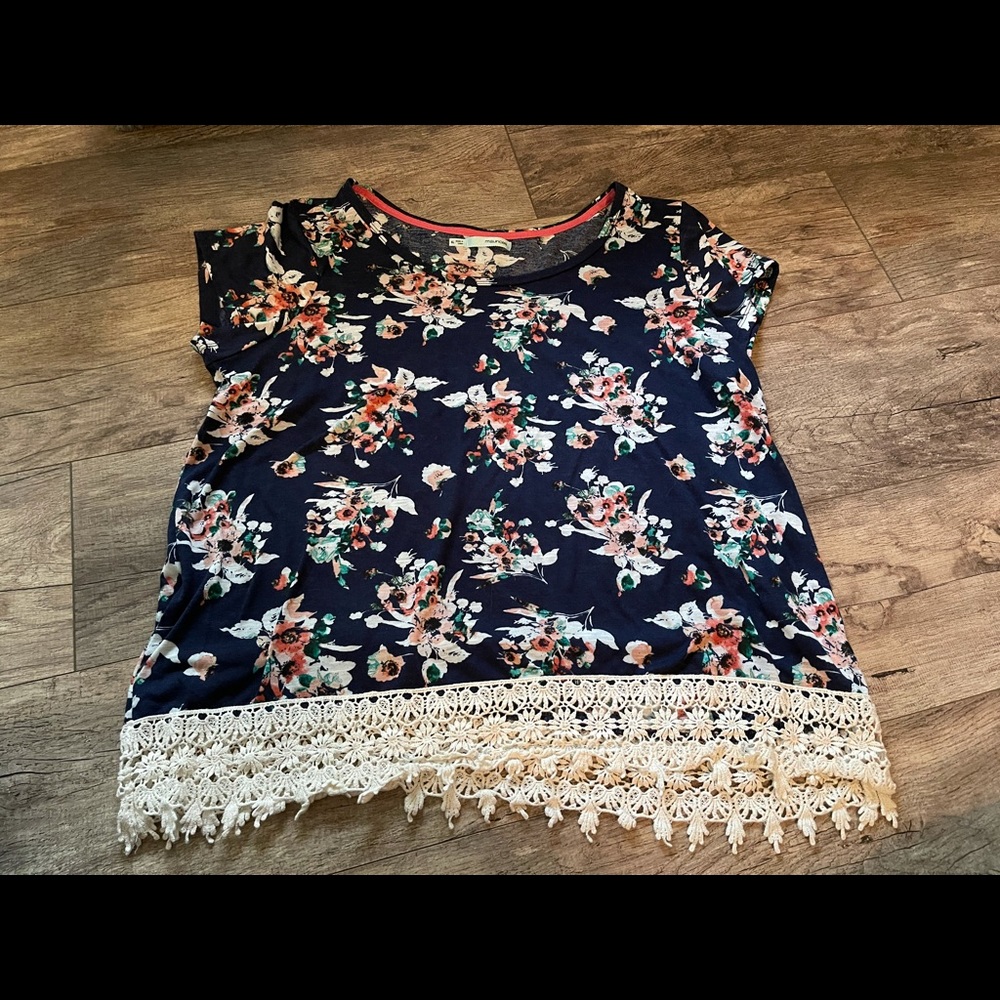 Maurice’s Floral Top